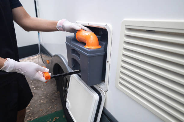 Portable Toilet Options We Offer in Gering, NE
